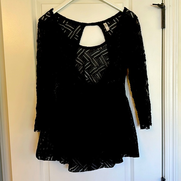 Free People Top - Picture 1 of 3